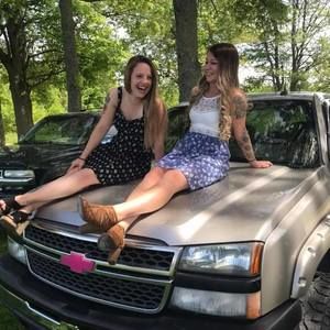 Meet your Posher, Krystal